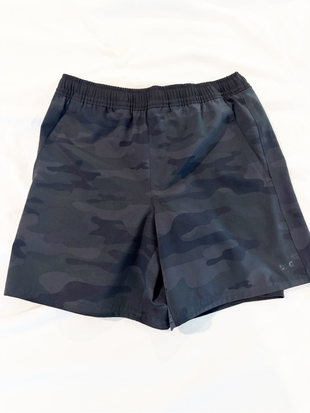 New DSG Black Camo Kids Shorts Size 8-9 Years